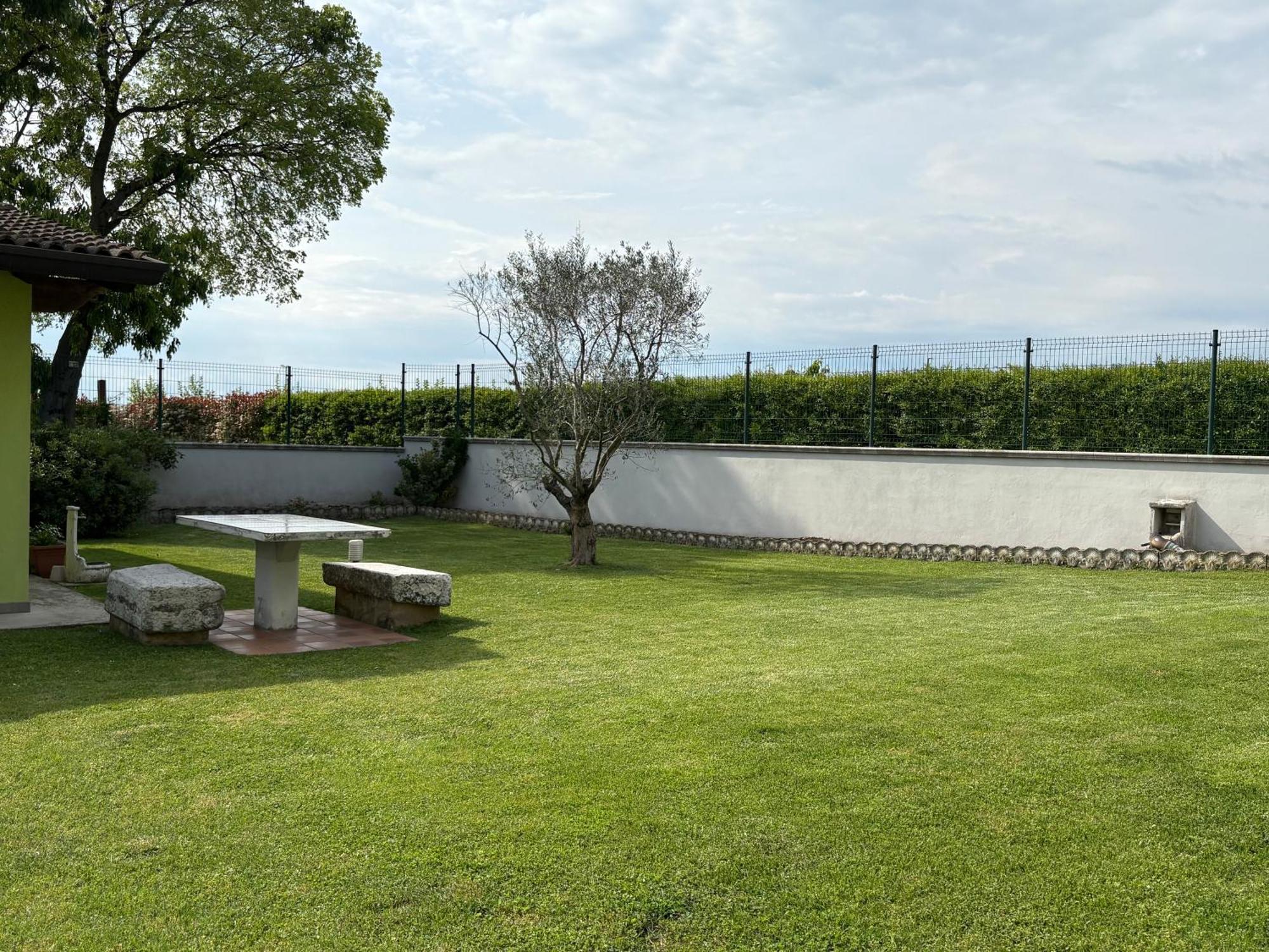 Ferienwohnung Casa Salera Lonato del Garda Exterior foto